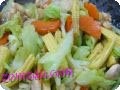 ผัดผักรวมมิตร (Thai Stir-fried Mixed Vegetables)